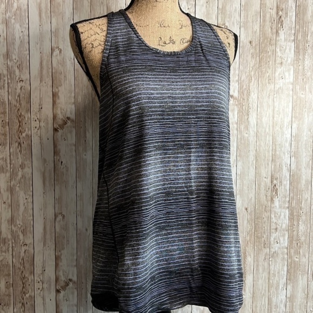 🌖 Kirkland Signature Grey Striped Racerback Athletic Top